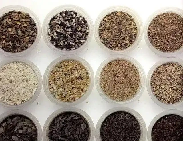 試著用點「化妝」土,你會看到盆栽的顏值發生著神奇的變化