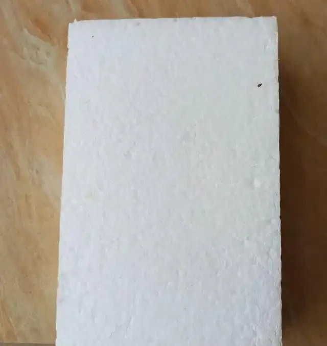 3種東西是墊盆底的好材料,種花前放一點,疏水透氣,花卉不腐根