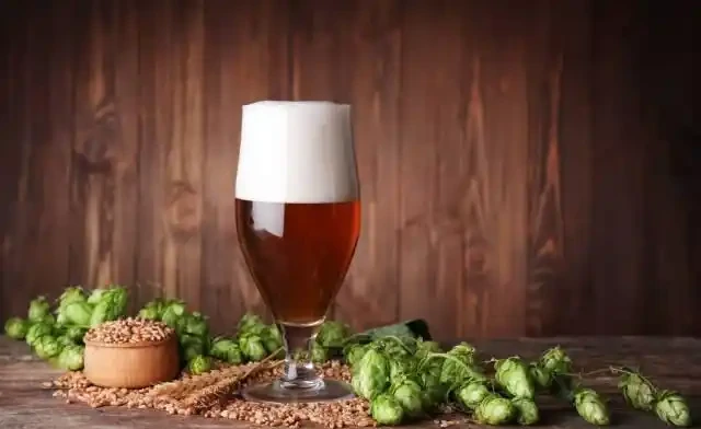 上面是艾爾(Ale)啤酒,只需2~3天完成
