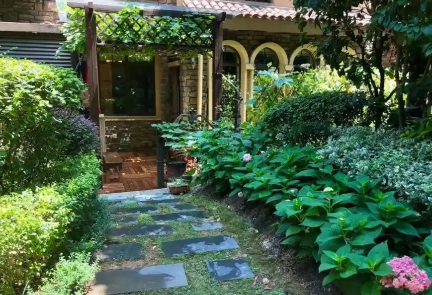 北方地區造花園,推薦32種耐寒植物,做花牆,造花徑,隨意選擇