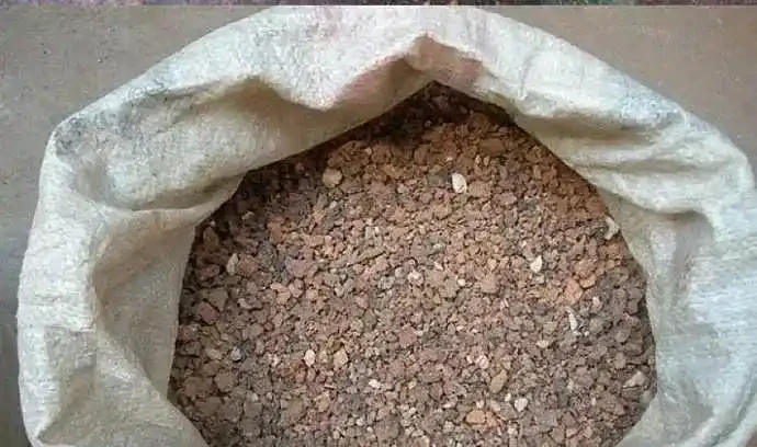 花盆底部有個特別大的排水孔,你都用哪些東西墊著呢?