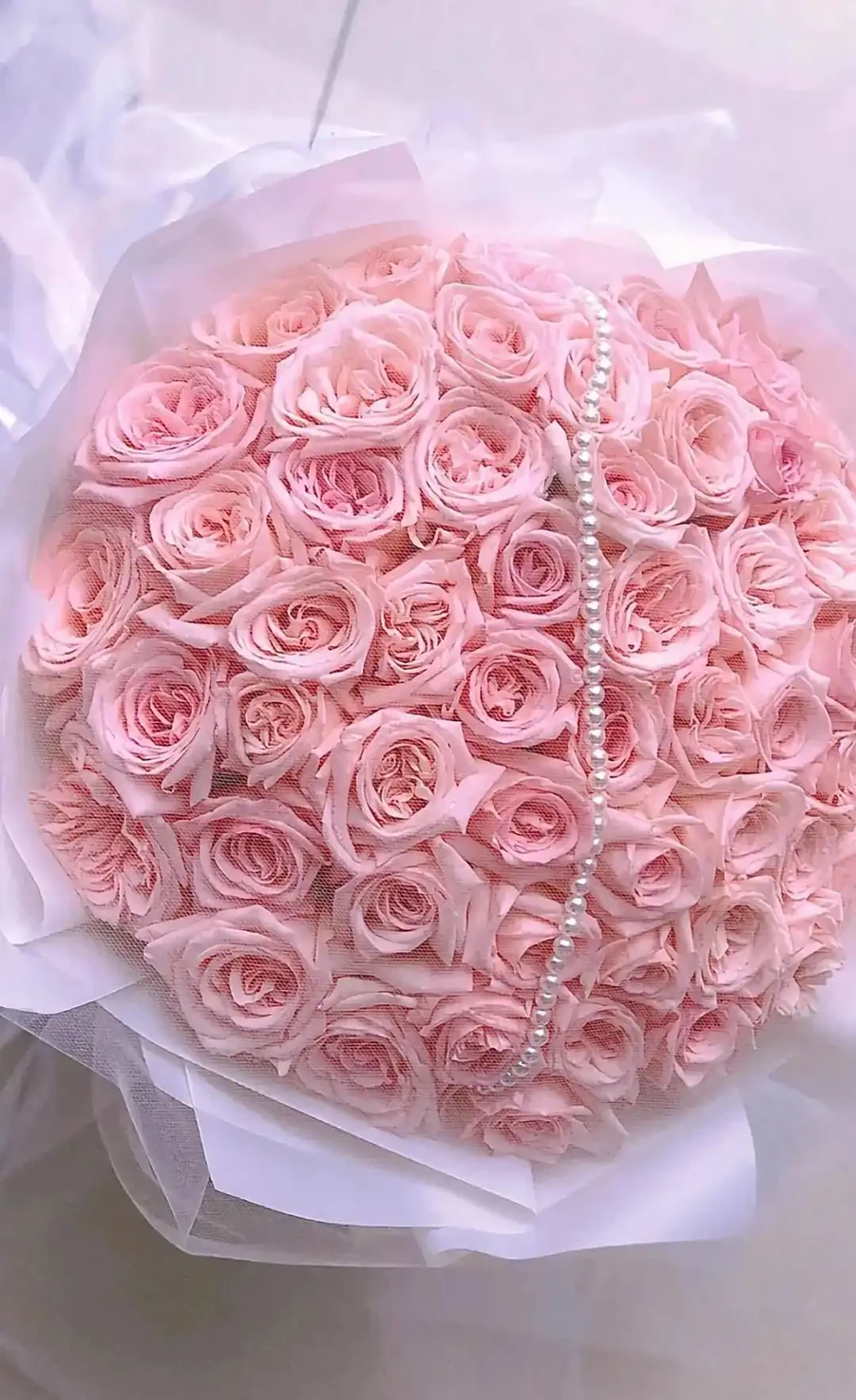 浪漫的玫瑰花束桌布