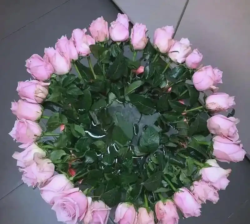 什麼是醒花?原來鮮花 「喝飽水」,能美更多天