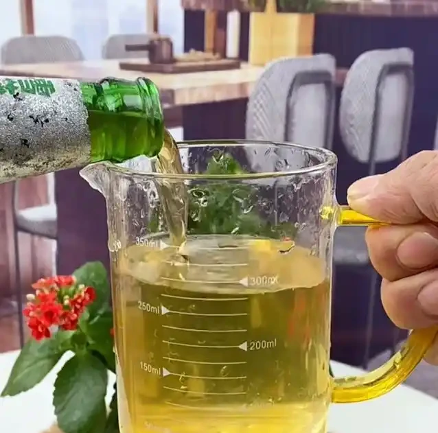 什麼淘米水果皮水都不如「這種水」,只需澆一點點,土壤比發糕軟,花根「蘿蔔粗」,養花像打了雞血蹭蹭長!