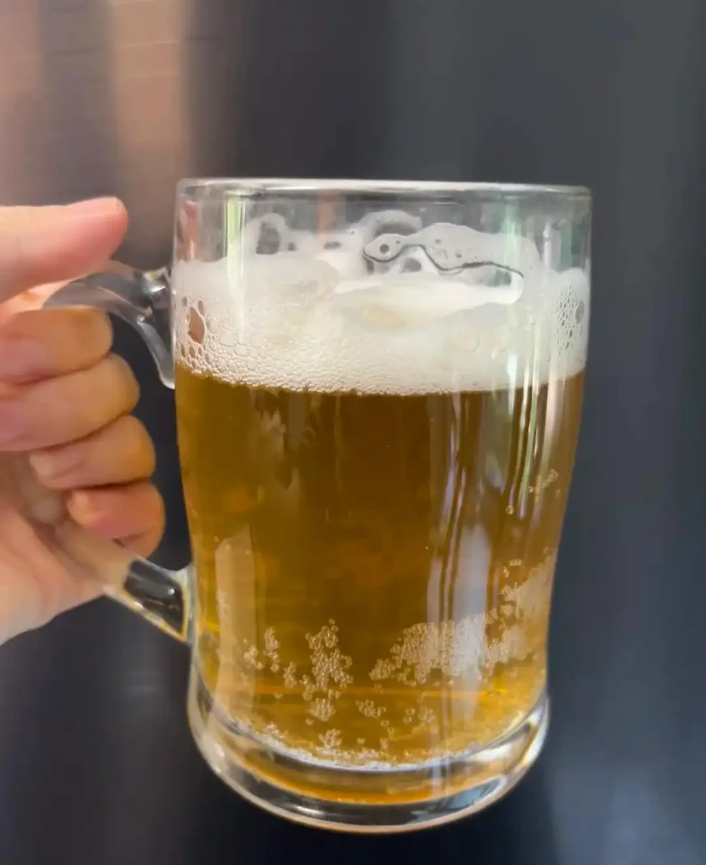 老一輩留下的養花招:這5種花是「酒鬼」,喂點酒蹭蹭長