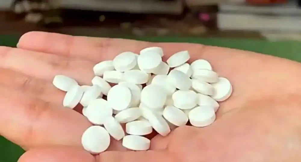花腐根了、黃葉了！彆著急，快用點特效藥，4種小藥片專治這毛病