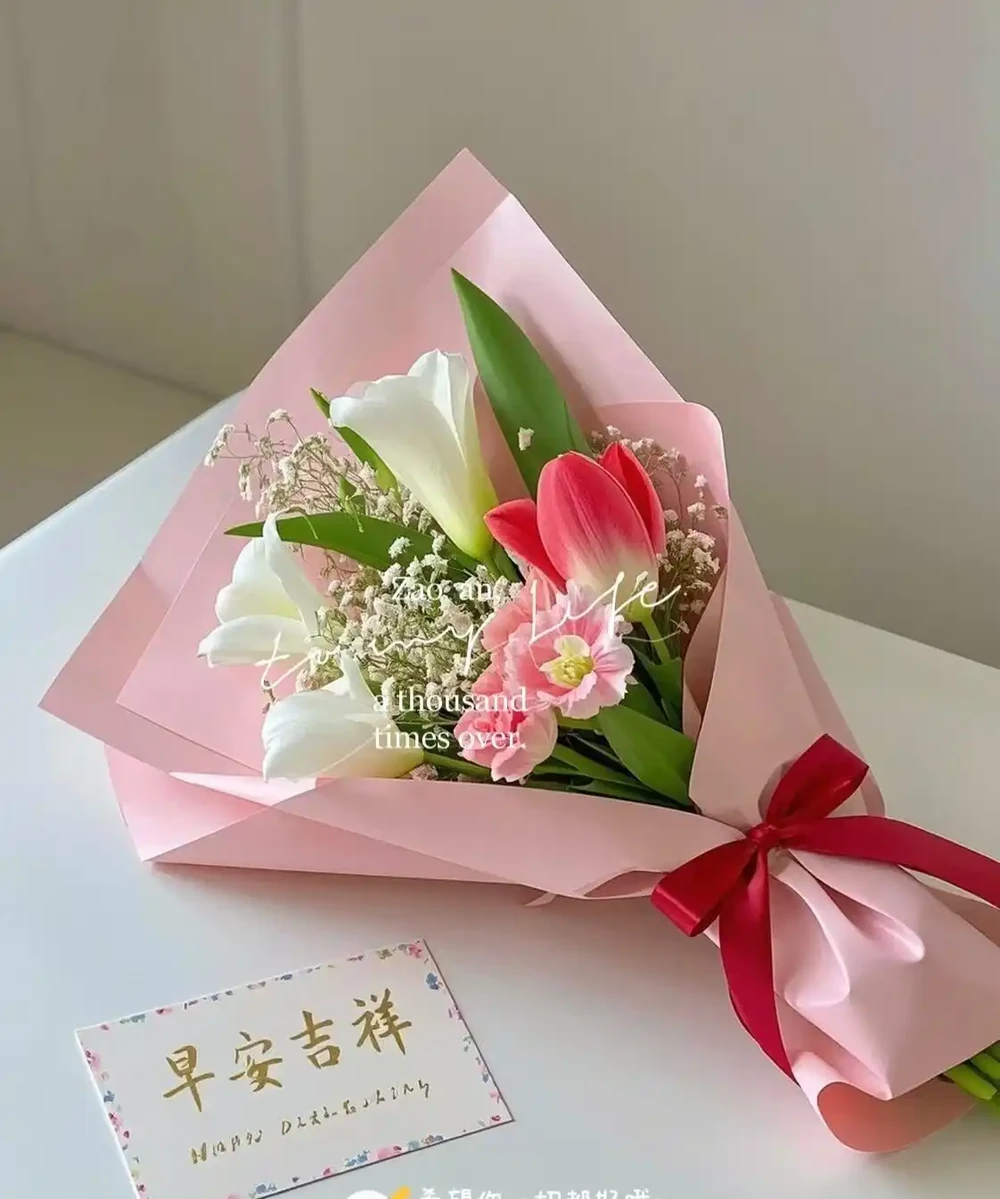 18張頂漂亮的玫瑰花早安圖帶著花香與祝福向您而來，請開心收下吧
