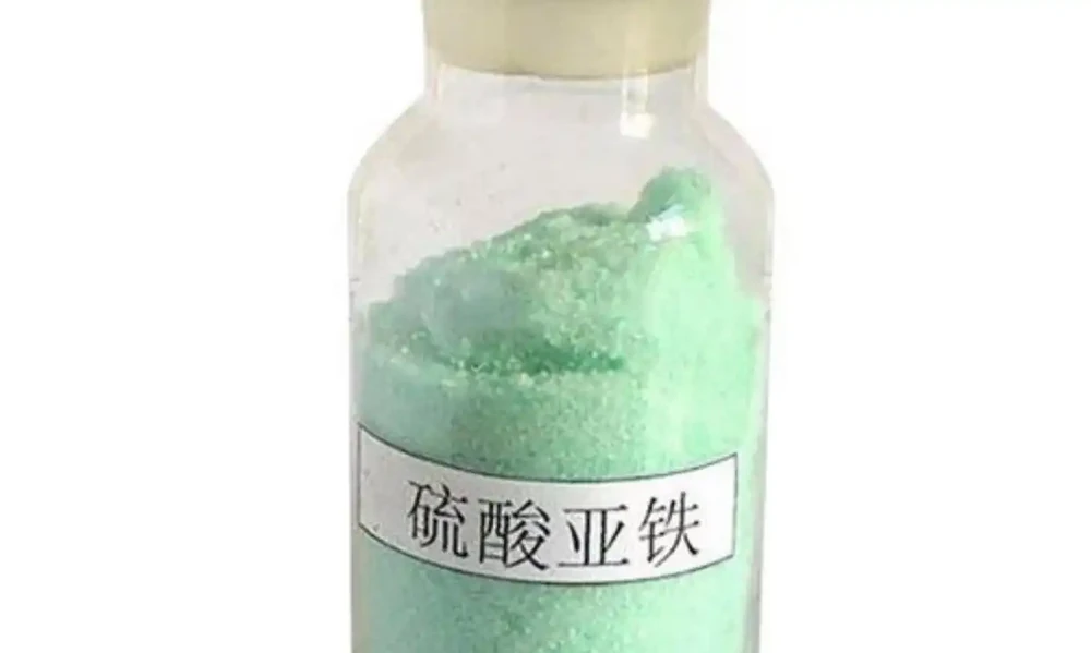 補酸萬能肥「硫酸亞鐵」不能隨意用,尤其這3種情況,用錯花死翹翹
